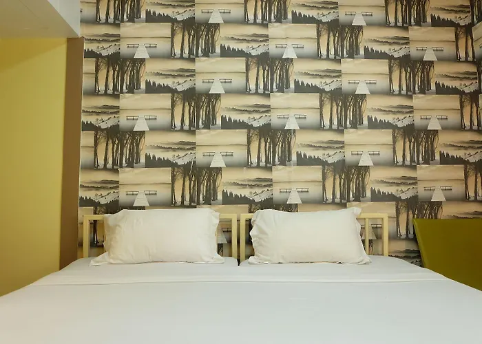 Steve Lady Hotel