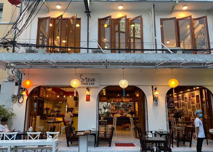 Steve Lady 2* Bangkok