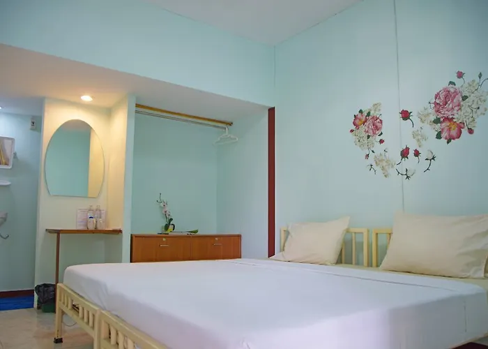 Hotel Steve Lady 2*